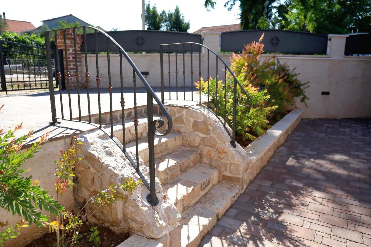 Villa Stone Fantasy Zadar Exterior foto